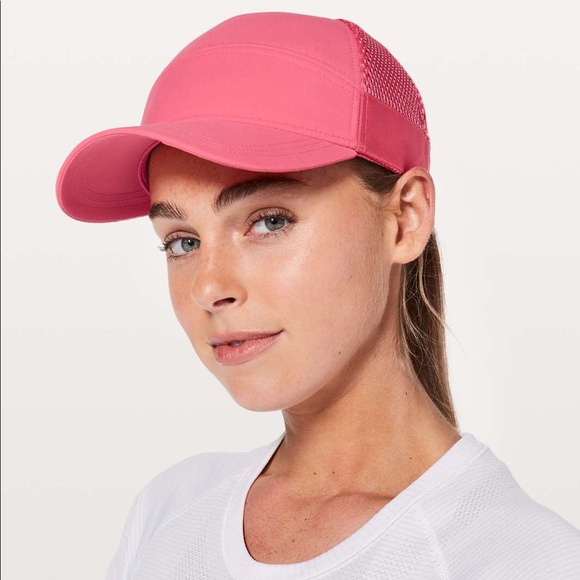 lululemon athletica Accessories - NWT lululemon splash and dash cap II